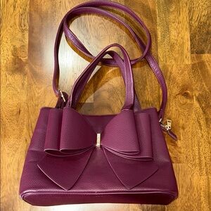 CROSSI Chic Bow-Detail Shoulder Bag in BURGUNDY